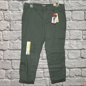 NWT‎ Woolrich Sunday chino pant size 8